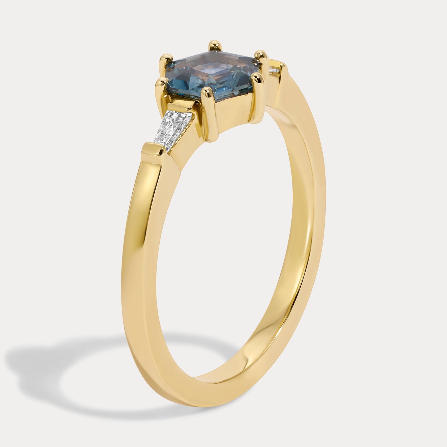 Daphne - 0.72ct Earth Mined Sapphire Cocktail Ring