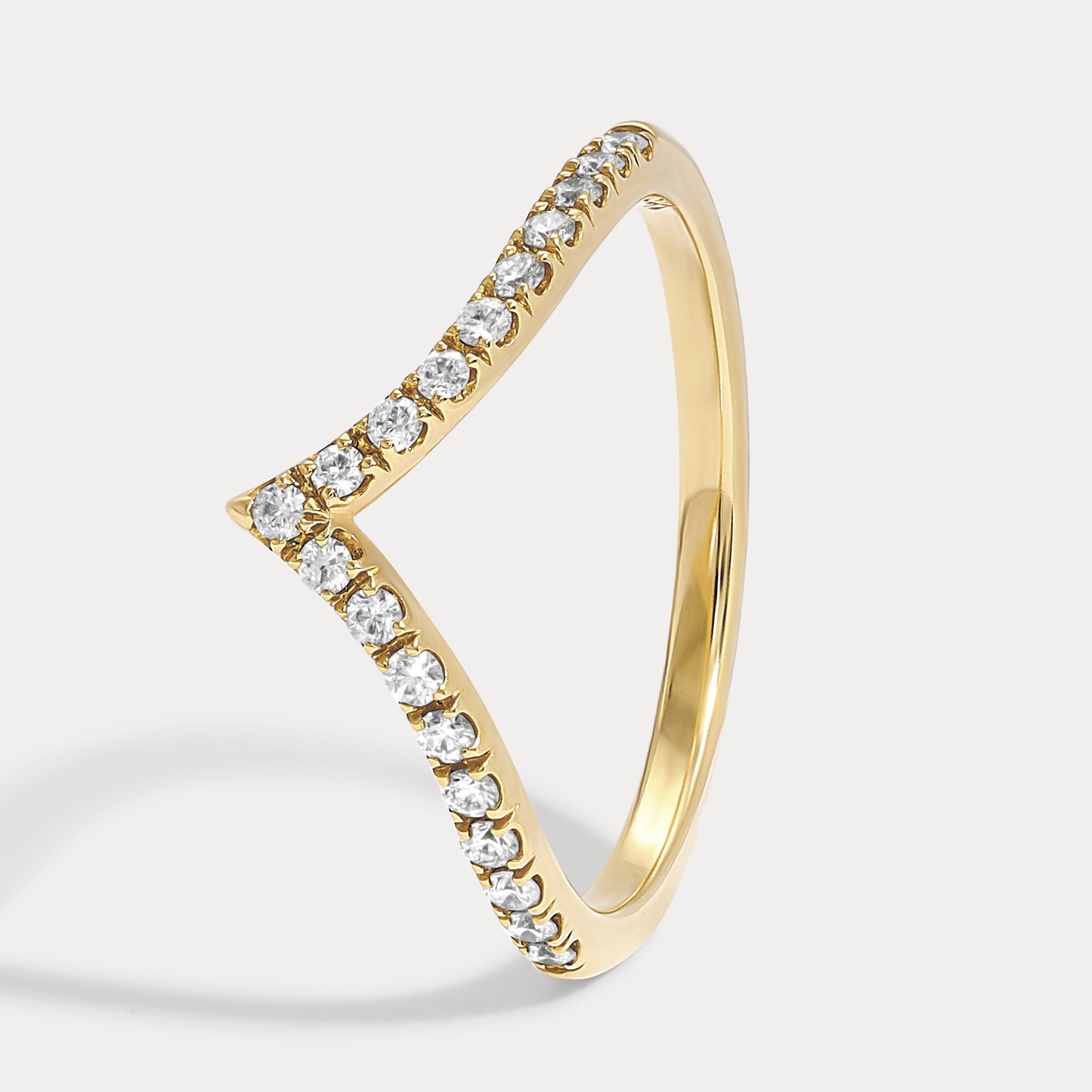 V-Shaped U-Pavé Diamond Band